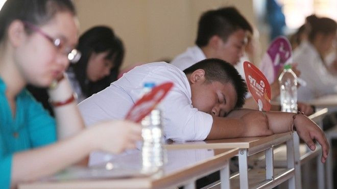 Dùng facebook trước khi ngủ có thể khiến bạn học kém đi? Ảnh 2