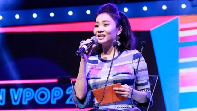 Khán đài 'dậy sóng' vì Thu Minh công bố giải thưởng có mặt Hương Tràm Ảnh 2