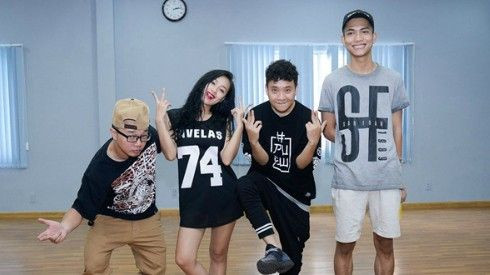 Video: BigDaddy và Justa Tee hướng dẫn lại điệu nhảy 'tưng bừng nhất' liveshow 1 Ảnh 2