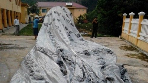 Thêm một 'vật thể lạ' rơi xuống vùng núi Quảng Nam Ảnh 2