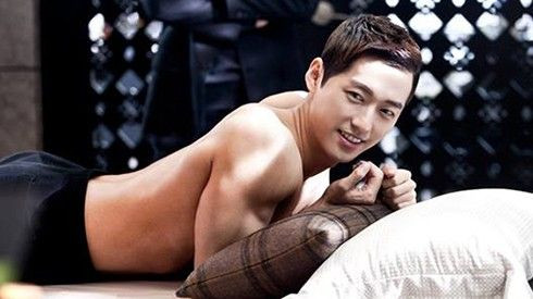 Chân dung 'ác nhân' điển trai được yêu mến nhất màn ảnh Hàn Ảnh 2