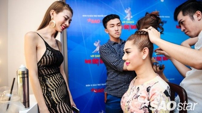 Vip Dance 2016: Mẫu chuyển giới Lan Phương 'tiếp sức' Lâm Chi Khanh trong hậu trường Ảnh 2