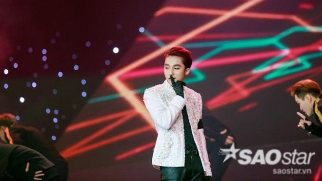 Sơn Tùng chất-chuẩn-chơi trong thiết kế của Lý Giám Tiền Ảnh 2