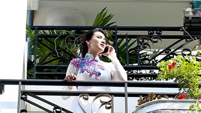 Lộ ảnh đầu tiên Trang Nhung hồi hộp chờ đợi rước dâu Ảnh 2