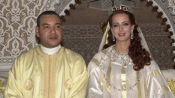 'Soái ca' Hoàng gia: Yêu thường dân, vua Morocco thay đổi cả Hiến pháp Ảnh 2