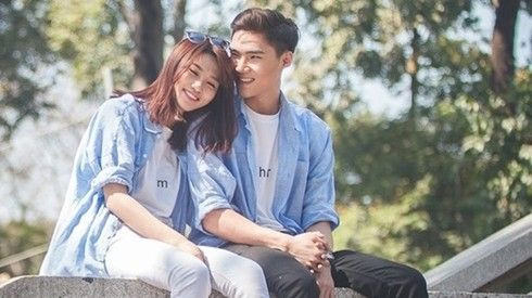 Quang Hùng - Quỳnh Châu: Cặp đôi đẹp từ đời thường đến thảm đỏ Ảnh 2