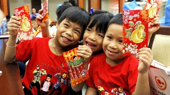 2.000 người khuyết tật, trẻ mồ côi đón Tết sớm ở Sài Gòn Ảnh 2