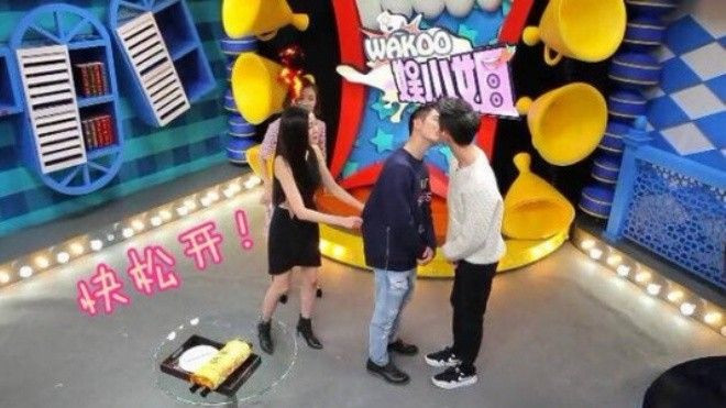 2 sao nam 'Thái tử phi thăng chức ký' khóa môi gây sốc trên truyền hình Ảnh 2