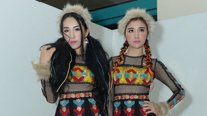 Thử thách livestream: Hương Tràm, Emily - Hạnh Sino chuẩn bị 'lên thớt' trong hậu trường The Remix Ảnh 2