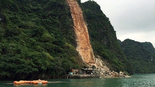 Lở núi ở Quảng Ninh, 3 người bị vùi lấp hơn 10 giờ Ảnh 2