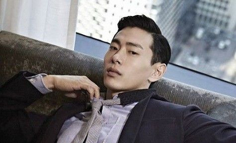 Ngắm vẻ điển trai khó cưỡng của 'ông trùm' phim Siêu trộm - Teo Yoo Ảnh 2