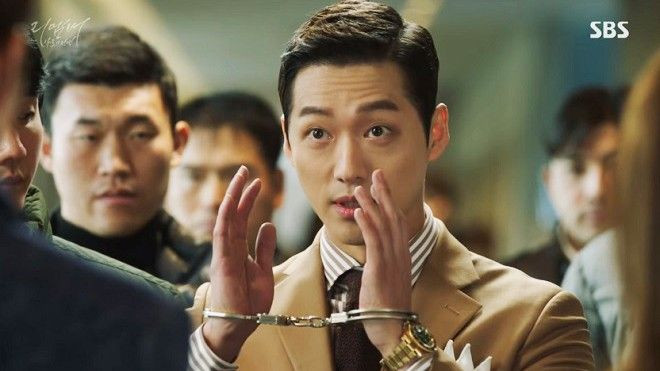 Ác nhân nham hiểm của 'Remember' bị bắt vì tội cưỡng hiếp Ảnh 2