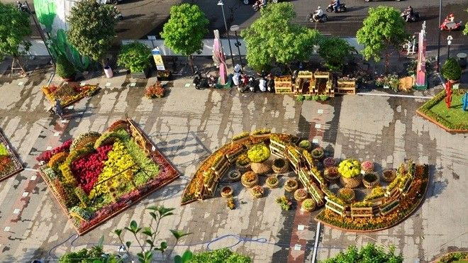 Cận cảnh đường hoa Nguyễn Huệ trước giờ khai mạc Ảnh 2