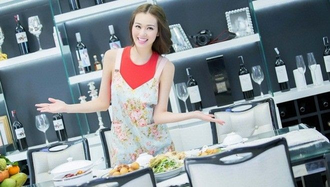 Khánh My khoe vẻ đẹp ngọt ngào khi vào bếp chuẩn bị Tết Ảnh 2