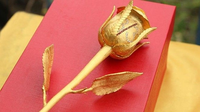 Những món quà Valentine sang chảnh dành cho 'hội con nhà giàu' Ảnh 2