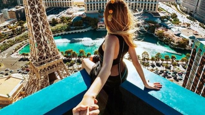 Clip: 'Nắm tay em đi khắp thế gian' khiến bạn muốn có người yêu ngay tức khắc Ảnh 2