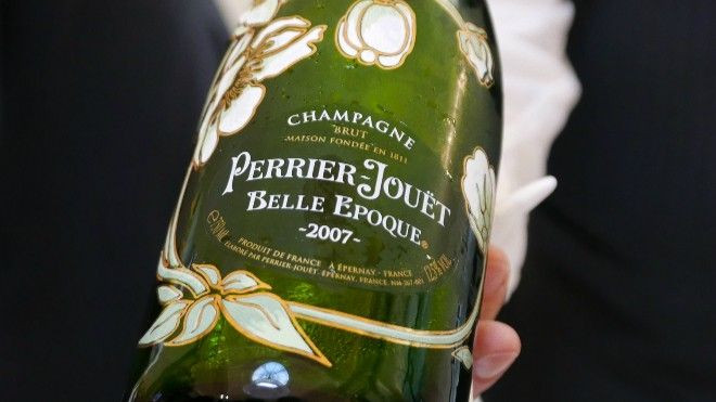 Gợi ý 5 'men tình sang chảnh' giúp Valentine's day thêm nồng nàn Ảnh 2