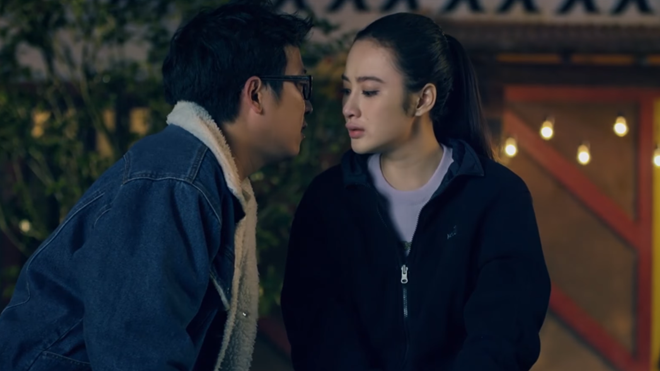 Angela Phương Trinh đa phong cách, 'hớp hồn' Trường Giang trong trailer phim mới Ảnh 2