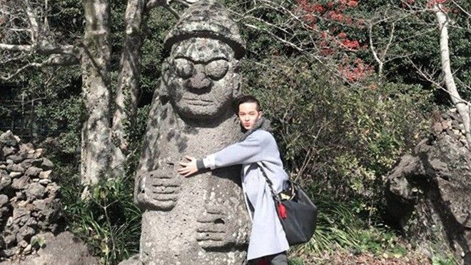 'Mặc đẹp để đi' như Kelbin Lei Ảnh 2