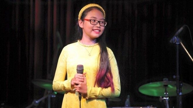 Clip: Phương Mỹ Chi chiêu đãi người hâm mộ hai ca khúc 'cũ mà mới' Ảnh 2