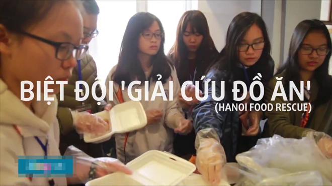 Nhóm bạn 9x 'giải cứu' đồ ăn trong nhà hàng để tặng người khó khăn Ảnh 2