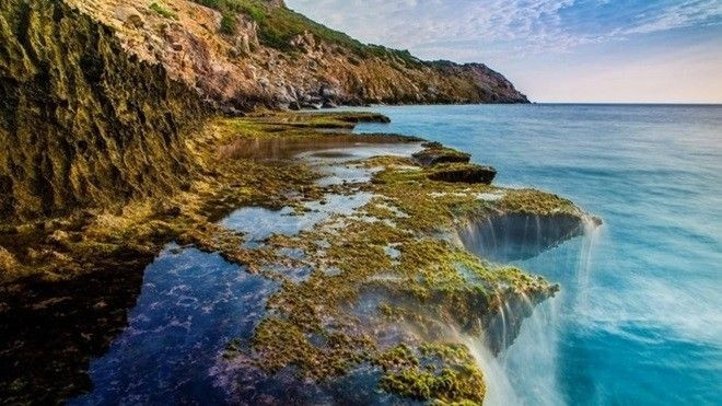 Khám phá 'thác trên biển' duy nhất tại Việt Nam Ảnh 2