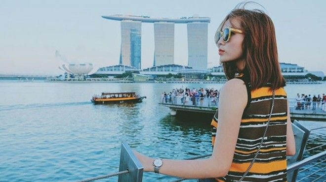 Hoa hậu Kỳ Duyên lần đầu 'đi bụi' Thái Lan - Singapore Ảnh 2