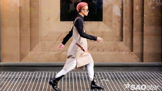 Ngất ngây với street style của Tiến Truyển trên phố Sài Gòn Ảnh 2