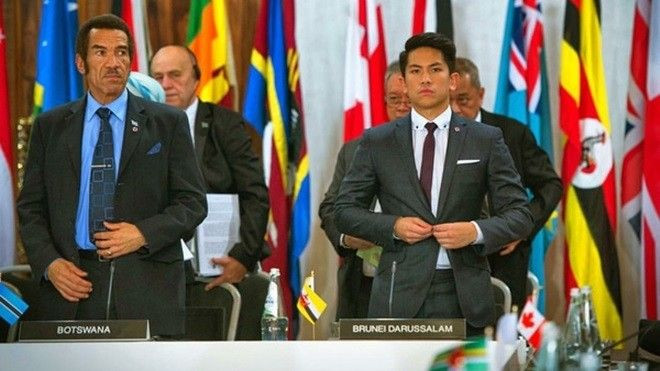 Hoàng tử 'soái ca' đến từ Brunei: đẹp trai, 6 múi và tài sản 20 tỷ đô Ảnh 2