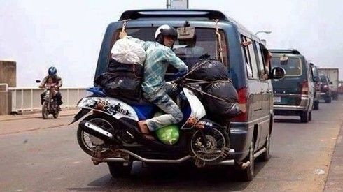 Bộ ảnh chứng tỏ sư phụ của 'người vận chuyển' là người Việt Nam Ảnh 2