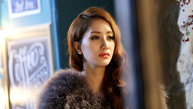 Khánh Thi dầm mưa, cô đơn tột cùng trong ngày 8/3 Ảnh 2