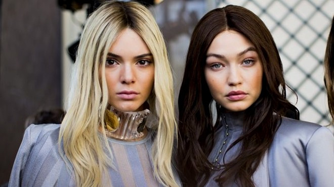 Fan phấn khích bởi màn đổi style tóc thú vị của Gigi và Kendall Ảnh 2