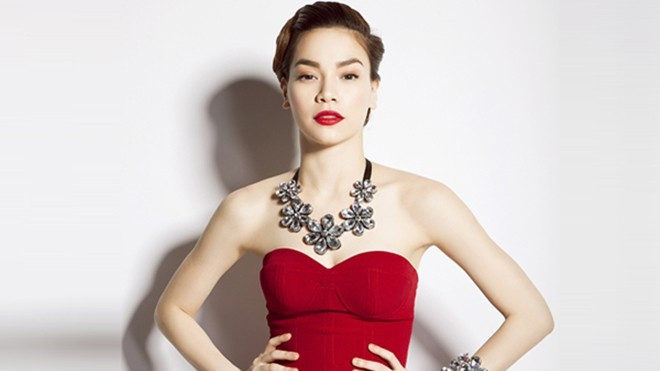 Hồ Ngọc Hà dẫn đầu cuộc chiến bình chọn giám khảo The Face Việt Nam Ảnh 2