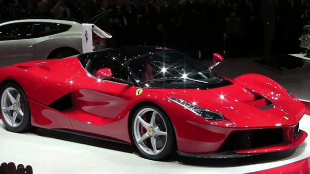 Tỷ phú cắm siêu xe Ferrari vay 100 triệu khiến ngân hàng hớ nặng Ảnh 2