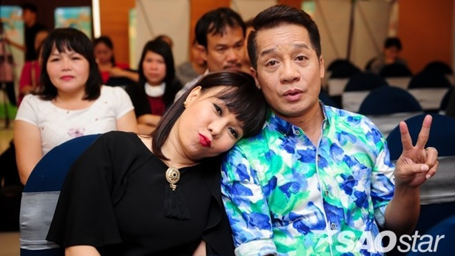 Việt Hương hóa cô tiên, hội ngộ 'ông bụt' Minh Nhí tại Siêu nhí tranh tài Ảnh 2