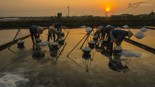 Ruộng muối Hòn Khói (Khánh Hòa) 'chễm chệ' trên trang tin quốc tế Ảnh 2