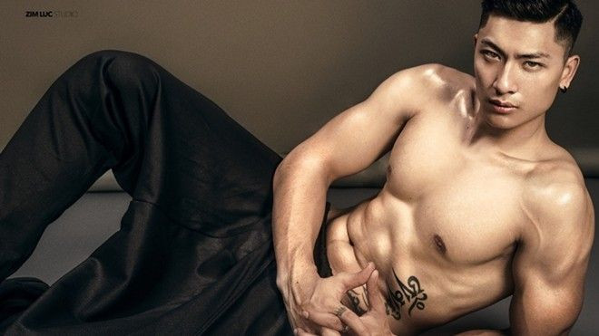 Siêu mẫu Trần Trung sexy khoe body nóng bỏng Ảnh 2