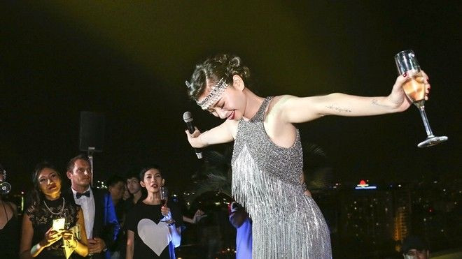 Lung linh tiệc sinh nhật 'phong cách Gatsby' sang chảnh của Ngô Thanh Vân Ảnh 2