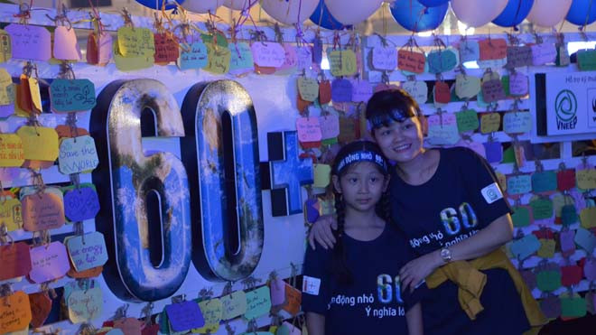 Giới trẻ Hà thành hào hứng tham gia chiến dịch Giờ Trái đất Ảnh 2