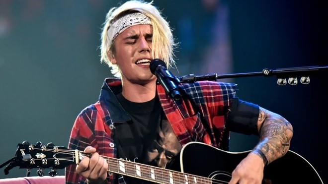 Cùng ngắm những khoảnh khắc 'chất muốn xỉu' của Justin Bieber tại tour diễn thế giới Ảnh 2