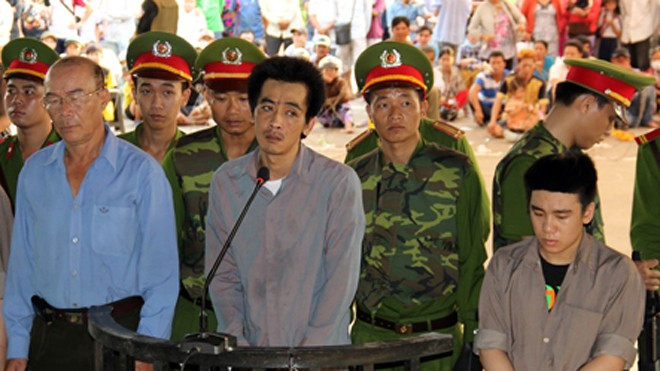 Tình yêu mù quáng của thiếu nữ dành cho gã giang hồ bắn chết hai người ở Phú Quốc Ảnh 2