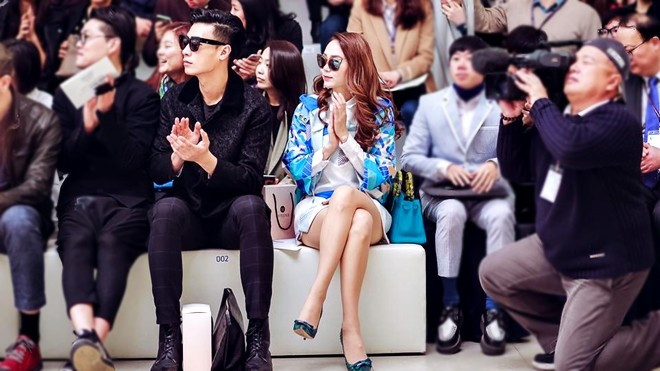 24/3: Minh Hằng nổi bật tại hàng ghế đầu show diễn thời trang quốc tế, Khánh My khoe mắt kính hàng hiệu đắt giá Ảnh 2