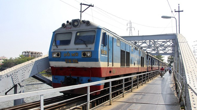 Sau sập cầu Ghềnh, người Sài Gòn lo sợ khi qua cầu Bình Lợi Ảnh 2