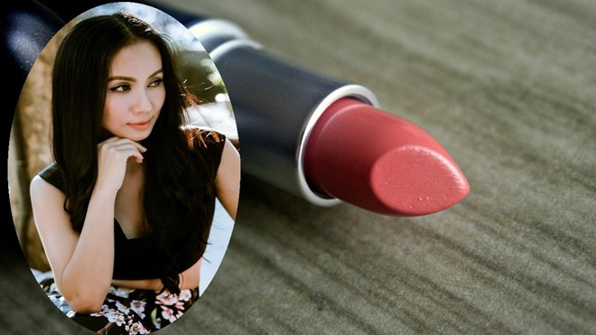 MC Huyền Ny: 'Lần sau, tôi sẽ mang cả bao tải đồ trang điểm ra đường' Ảnh 2