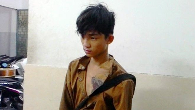 Giả tàn tật ăn xin 3 giờ, kiếm được tiền triệu Ảnh 2