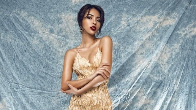 Khả Trang diện váy dạ hội làm từ… vỏ bắp Ảnh 2