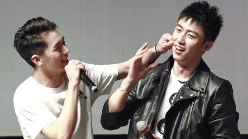 Rò rỉ văn bản của Tổng cục chỉ thị cấm Hứa Ngụy Châu, Hoàng Cảnh Du Ảnh 2