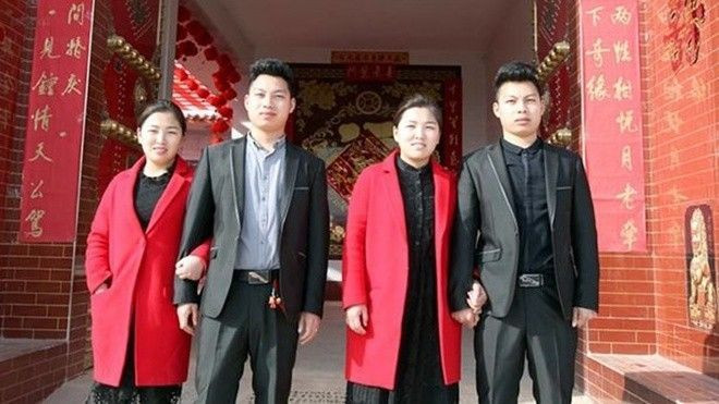 Sợ vợ nhầm lẫn, anh em sinh đôi phẫu thuật thẩm mỹ cho khác nhau Ảnh 2