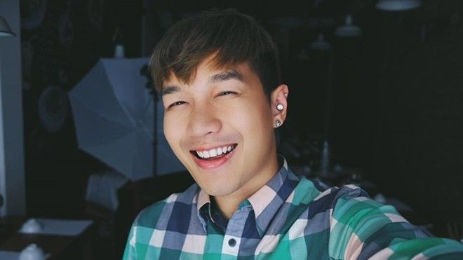 Những sao nam lên sắc hơn nhờ nhuộm tóc Ảnh 2