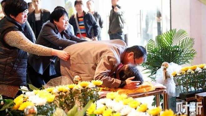 Nam sinh tử vong vì tìm kiếm cách chữa bệnh trên mạng Ảnh 2